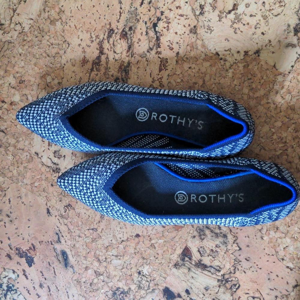 Rothy’s Navy Houndstooth Flats Size 8.5